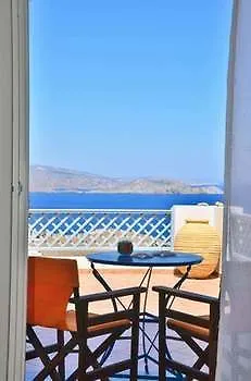 Lefkanthemo Hotel